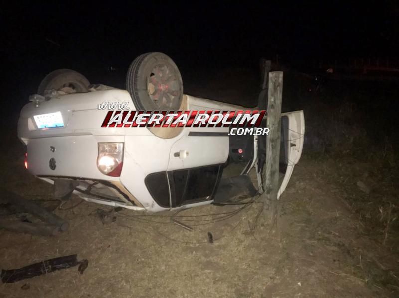 Motorista capotou carro na RO 010 em Novo Horizonte do Oeste Motorista capotou carro na RO 010 em Novo Horizonte do Oeste