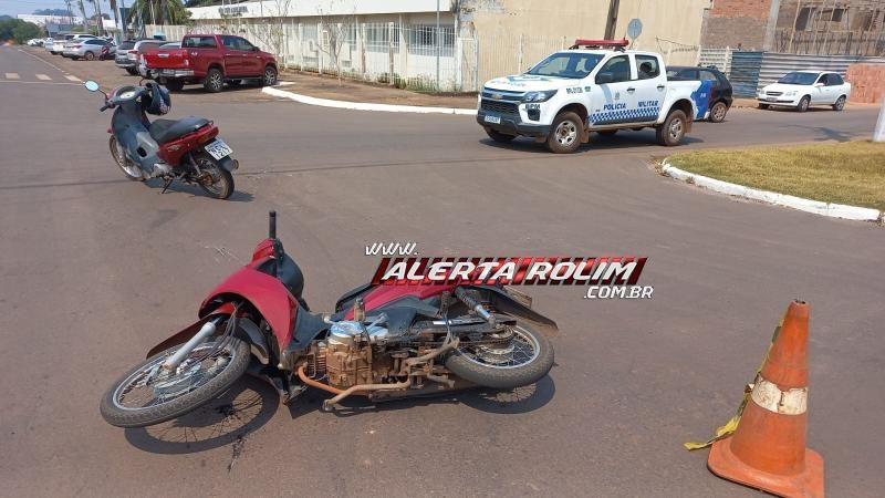 Segundo acidente de trânsito do dia envolveu duas Biz em Rolim de Moura Segundo acidente de trânsito do dia envolveu duas Biz em Rolim de Moura