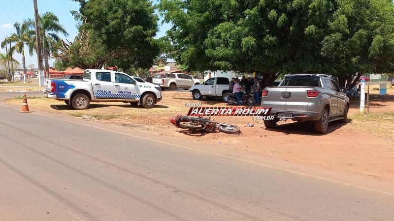Segundo acidente do dia deixou motociclista ferido em Rolim de Moura - Veja o vídeo da colisão Segundo acidente do dia deixou motociclista ferido em Rolim de Moura - Veja o vídeo da colisão
