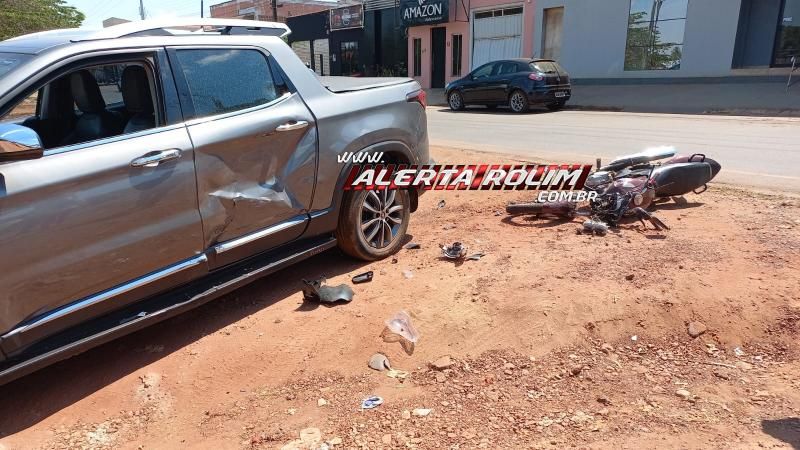 Segundo acidente do dia deixou motociclista ferido em Rolim de Moura - Veja o vídeo da colisão Segundo acidente do dia deixou motociclista ferido em Rolim de Moura - Veja o vídeo da colisão