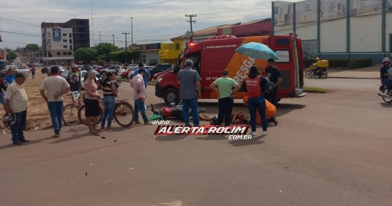 Segundo acidente do dia envolveu caminhonete e moto e deixou mulher ferida, em Rolim de Moura Segundo acidente do dia envolveu caminhonete e moto e deixou mulher ferida, em Rolim de Moura