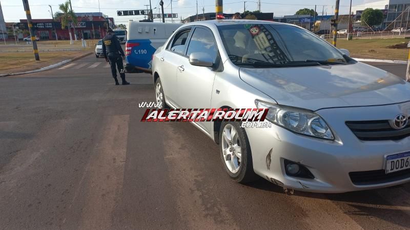 Terceiro acidente do dia deixou condutora de moto ferida em Rolim de Moura Terceiro acidente do dia deixou condutora de moto ferida em Rolim de Moura
