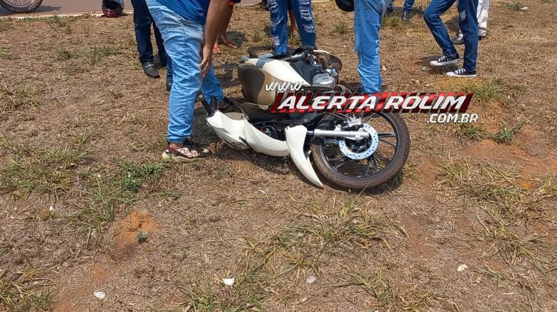 Acidente de trânsito deixou condutora de moto ferida nesta terça-feira em Rolim de Moura Acidente de trânsito deixou condutora de moto ferida nesta terça-feira em Rolim de Moura