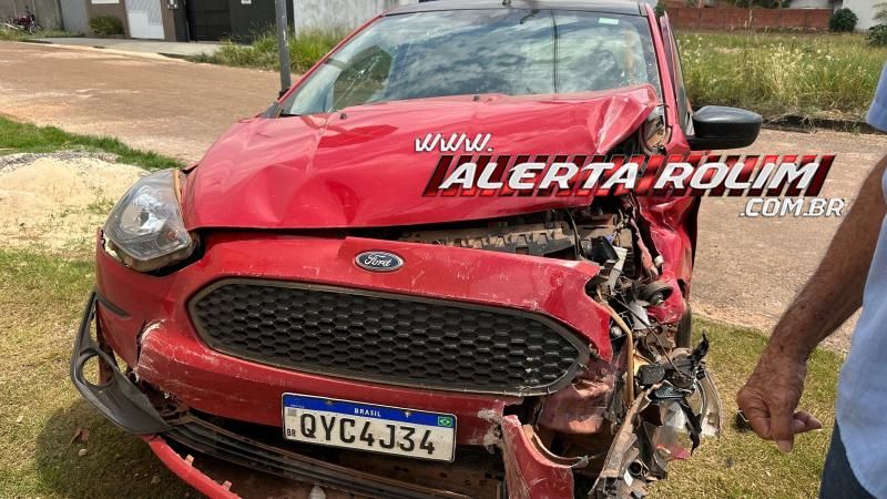 Acidente de trânsito envolvendo dois carros foi registrado no Jequitibá em Rolim de Moura; veja o vídeo da colisão Acidente de trânsito envolvendo dois carros foi registrado no Jequitibá em Rolim de Moura; veja o vídeo da colisão