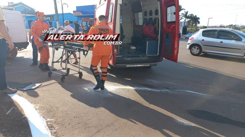 Condutora de moto ficou ferida ao ser atingida por carro nesta tarde em Rolim de Moura Condutora de moto ficou ferida ao ser atingida por carro nesta tarde em Rolim de Moura