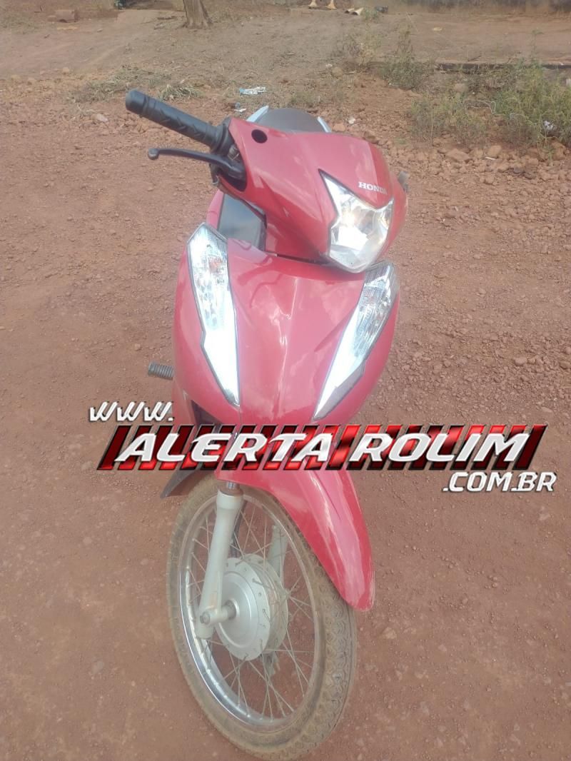 Em horário de folga, Cabo da PM localizou e prendeu criminoso que havia acabado de roubar moto em Rolim de Moura Em horário de folga, Cabo da PM localizou e prendeu criminoso que havia acabado de roubar moto em Rolim de Moura