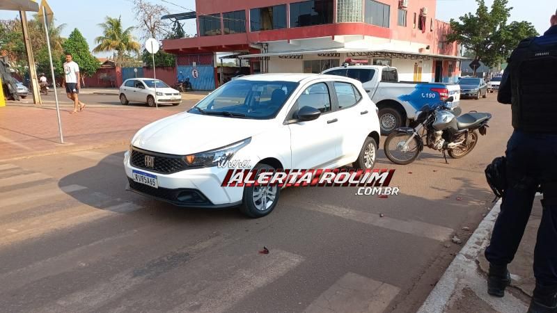 Motociclista foi socorrido após bater na traseira de carro nesta manhã em Rolim de Moura Motociclista foi socorrido após bater na traseira de carro nesta manhã em Rolim de Moura