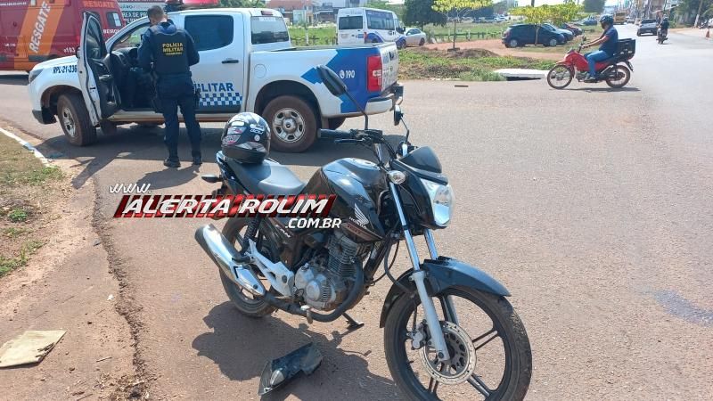 Motociclista sofreu queda ao ser fechado por caminhão na Avenida 25 de Agosto, em Rolim de Moura Motociclista sofreu queda ao ser fechado por caminhão na Avenida 25 de Agosto, em Rolim de Moura