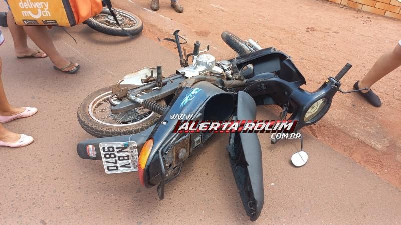 No terceiro acidente do dia, delivery foi socorrido pelos bombeiros após colisão entre motos, em Rolim de Moura No terceiro acidente do dia, delivery foi socorrido pelos bombeiros após colisão entre motos, em Rolim de Moura