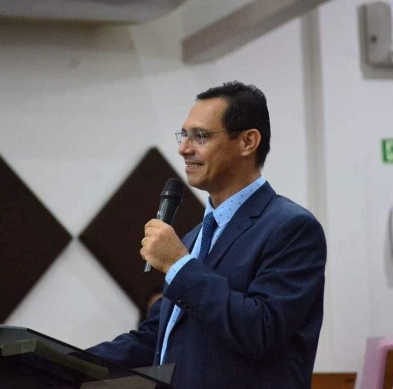 Pastor da Igreja Assembleia morreu após grave acidente na RO-387 em Pimenta Bueno Pastor da Igreja Assembleia morreu após grave acidente na RO-387 em Pimenta Bueno