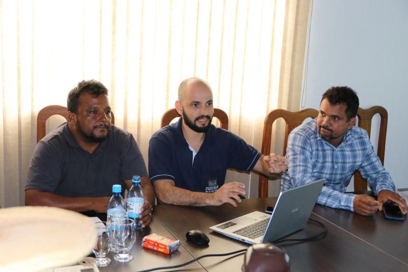 Prefeitura de Rolim de Moura pretende investir em energia solar para diminuir despesas com conta de luz elétrica Prefeitura de Rolim de Moura pretende investir em energia solar para diminuir despesas com conta de luz elétrica