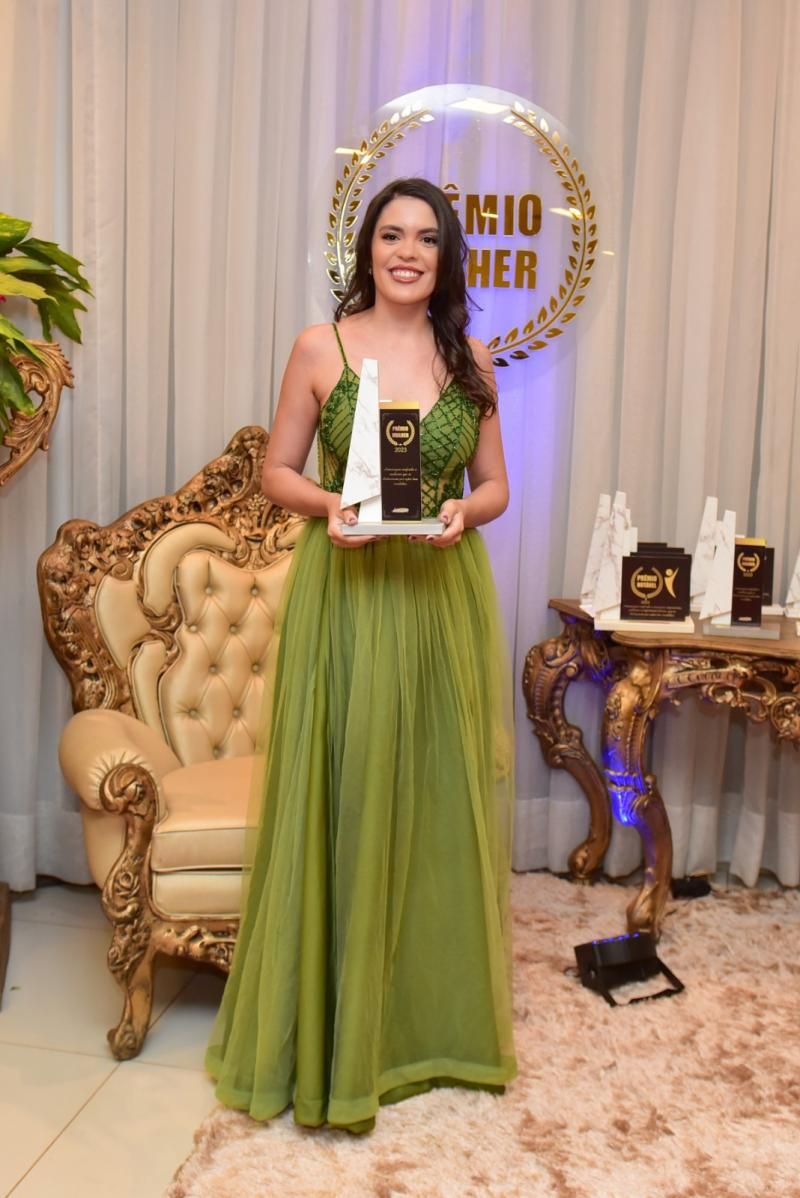 Prêmio Mulher e Prêmio Notável reuniu os melhores em Rolim de Moura; confira as fotos Prêmio Mulher e Prêmio Notável reuniu os melhores em Rolim de Moura; confira as fotos