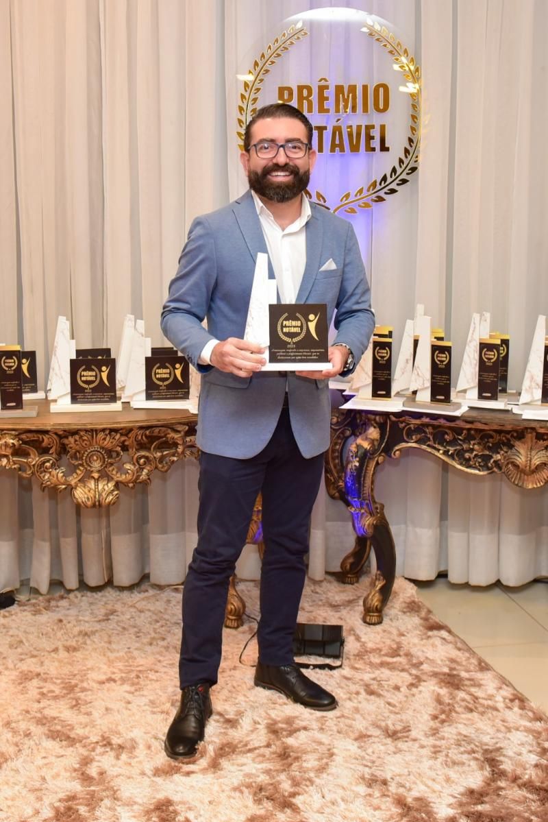 Prêmio Mulher e Prêmio Notável reuniu os melhores em Rolim de Moura; confira as fotos Prêmio Mulher e Prêmio Notável reuniu os melhores em Rolim de Moura; confira as fotos