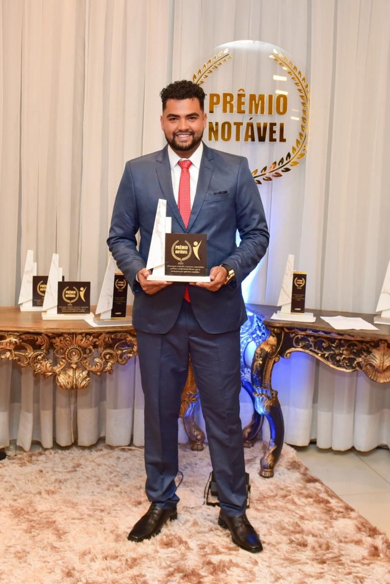 Prêmio Mulher e Prêmio Notável reuniu os melhores em Rolim de Moura; confira as fotos Prêmio Mulher e Prêmio Notável reuniu os melhores em Rolim de Moura; confira as fotos