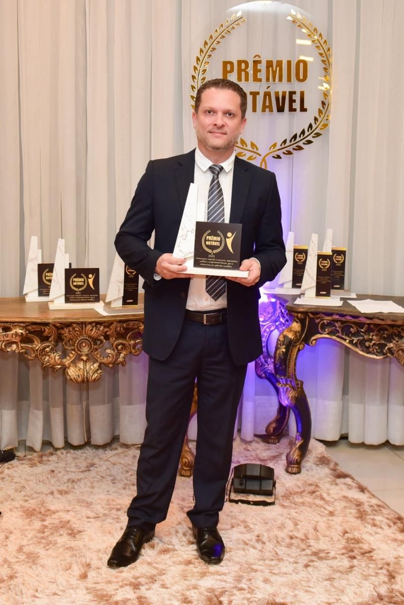 Prêmio Mulher e Prêmio Notável reuniu os melhores em Rolim de Moura; confira as fotos Prêmio Mulher e Prêmio Notável reuniu os melhores em Rolim de Moura; confira as fotos