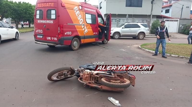 Primeiro acidente de trânsito do dia deixou motociclista com fratura exposta na perna, em Rolim de Moura Primeiro acidente de trânsito do dia deixou motociclista com fratura exposta na perna, em Rolim de Moura