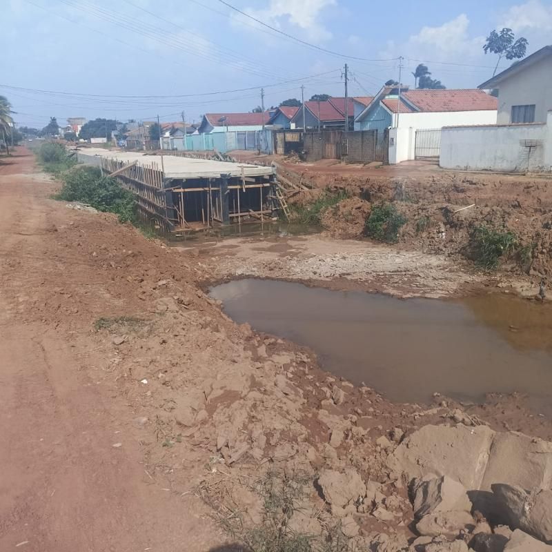 Rua Rio Madeira com a Rio Branco ficará interditada pelos próximos 60 dias, em Rolim de Moura Rua Rio Madeira com a Rio Branco ficará interditada pelos próximos 60 dias, em Rolim de Moura