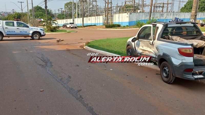 Colisão entre dois carros foi registrada nesta manhã em Rolim de Moura Colisão entre dois carros foi registrada nesta manhã em Rolim de Moura