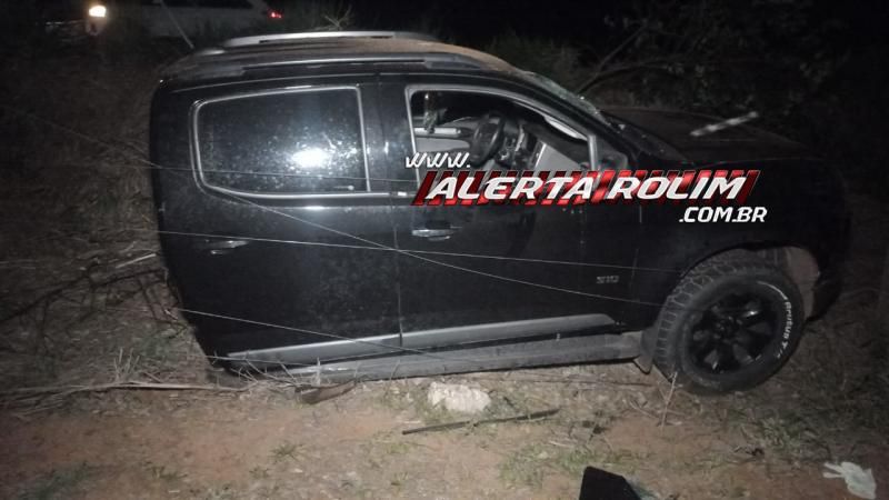 ATUALIZAÇÃO - Identificadas vítimas do grave acidente que deixou caminhonete partida ao meio nesta noite em Rolim de Moura ATUALIZAÇÃO - Identificadas vítimas do grave acidente que deixou caminhonete partida ao meio nesta noite em Rolim de Moura
