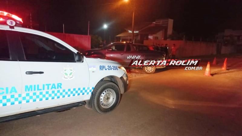 Acidente de trânsito envolvendo dois carros foi registrado em cruzamento do bairro Jequitibá, em Rolim de Moura Acidente de trânsito envolvendo dois carros foi registrado em cruzamento do bairro Jequitibá, em Rolim de Moura