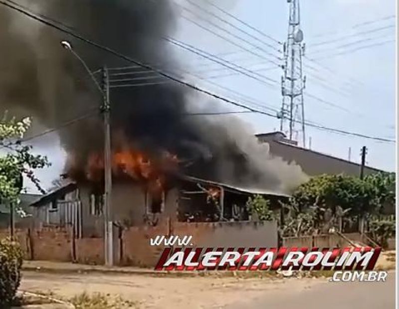 Incêndio em residência foi registrado nesta segunda-feira em Novo Horizonte do Oeste Incêndio em residência foi registrado nesta segunda-feira em Novo Horizonte do Oeste