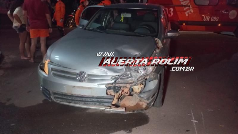 Motociclista sofreu fratura na perna ao ser atingido por carro em Rolim de Moura Motociclista sofreu fratura na perna ao ser atingido por carro em Rolim de Moura