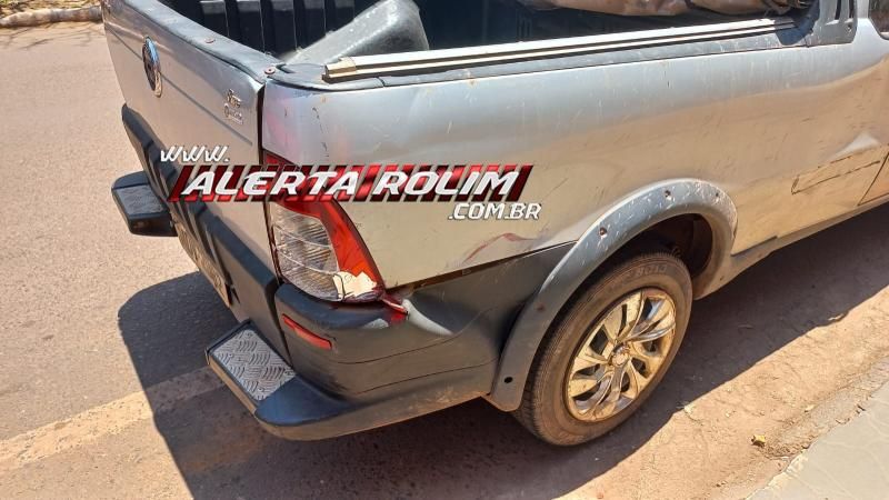 Motorista passou mal e atingiu outro carro no Centro de Rolim de Moura Motorista passou mal e atingiu outro carro no Centro de Rolim de Moura