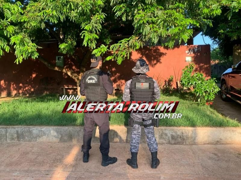 URGENTE - Pai e filho foram presos durante operação da PF com o apoio da PM, em Rolim de Moura URGENTE - Pai e filho foram presos durante operação da PF com o apoio da PM, em Rolim de Moura