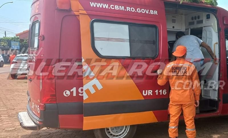 Motociclista bateu em carro após ter sua preferencial invadida nesta segunda-feira, em Rolim de Moura Motociclista bateu em carro após ter sua preferencial invadida nesta segunda-feira, em Rolim de Moura