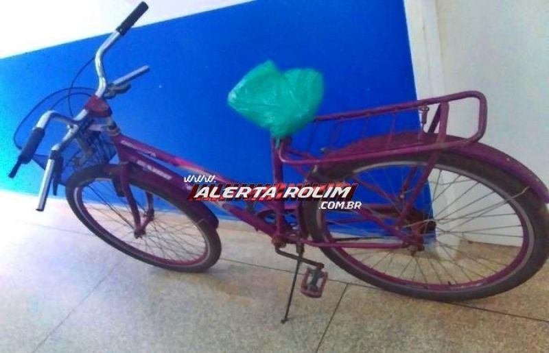 Vídeo - Acusado de roubo e furto foi preso pela PM em Rolim de Moura; uma bicicleta furtada foi recuperada