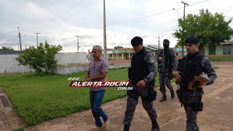ATUALIZADA - Dois acusados de crime de tráfico de drogas foram presos durante operação conjunta da Polícia Militar e Polícia Civil em Rolim de Moura ATUALIZADA - Dois acusados de crime de tráfico de drogas foram presos durante operação conjunta da Polícia Militar e Polícia Civil em Rolim de Moura