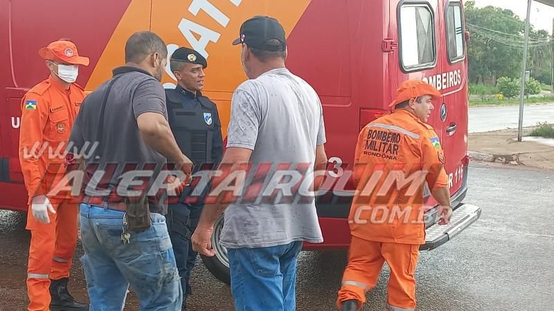 Colisão entre duas Bros deixou um dos condutores com fratura exposta em uma das pernas, em Rolim de Moura Colisão entre duas Bros deixou um dos condutores com fratura exposta em uma das pernas, em Rolim de Moura
