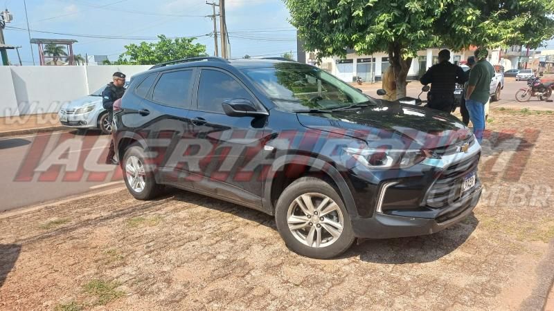 Dois acidentes de trânsito foram registrados simultaneamente nesta terça-feira, em Rolim de Moura Dois acidentes de trânsito foram registrados simultaneamente nesta terça-feira, em Rolim de Moura