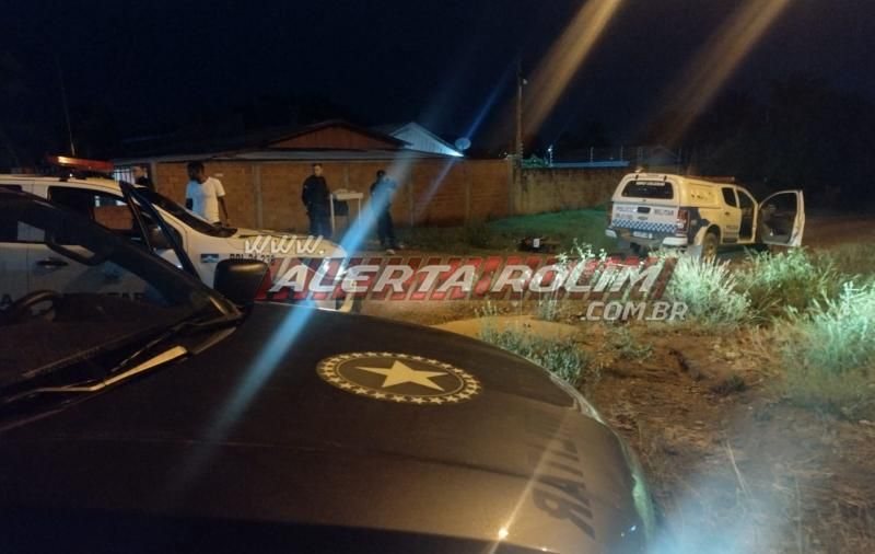 Durante ação rápida da PM em Rolim de Moura, veículo foi recuperado cerca de 10 minutos após ser furtado Durante ação rápida da PM em Rolim de Moura, veículo foi recuperado cerca de 10 minutos após ser furtado