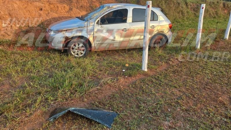 Idoso foi socorrido após capotar veículo na RO 383 em Rolim de Moura Idoso foi socorrido após capotar veículo na RO 383 em Rolim de Moura