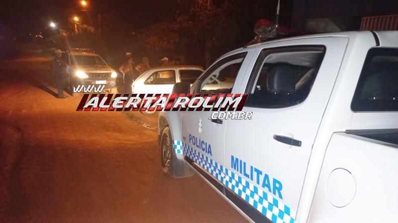 Indivíduo com arma de fogo foi preso em flagrante pela PM em Rolim de Moura, após disparo em via pública Indivíduo com arma de fogo foi preso em flagrante pela PM em Rolim de Moura, após disparo em via pública