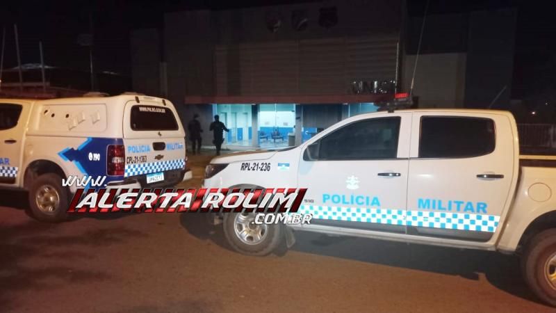 Indivíduo com arma de fogo foi preso em flagrante pela PM em Rolim de Moura, após disparo em via pública Indivíduo com arma de fogo foi preso em flagrante pela PM em Rolim de Moura, após disparo em via pública