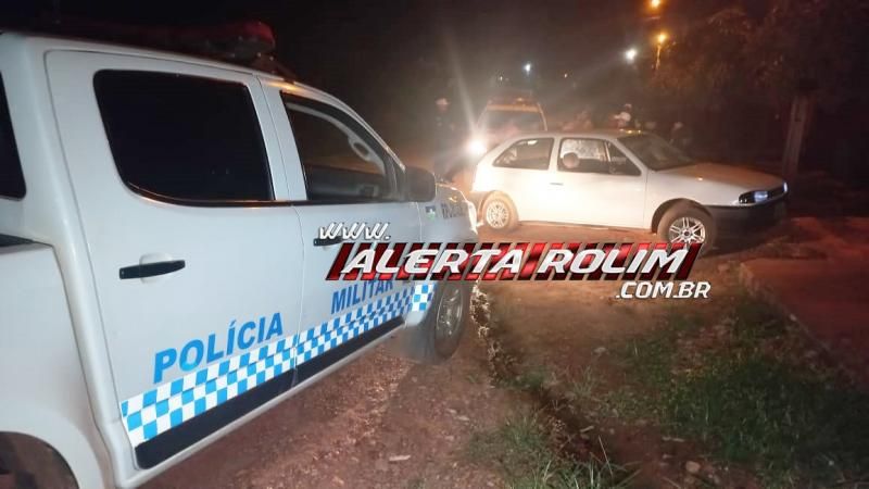 Indivíduo com arma de fogo foi preso em flagrante pela PM em Rolim de Moura, após disparo em via pública Indivíduo com arma de fogo foi preso em flagrante pela PM em Rolim de Moura, após disparo em via pública