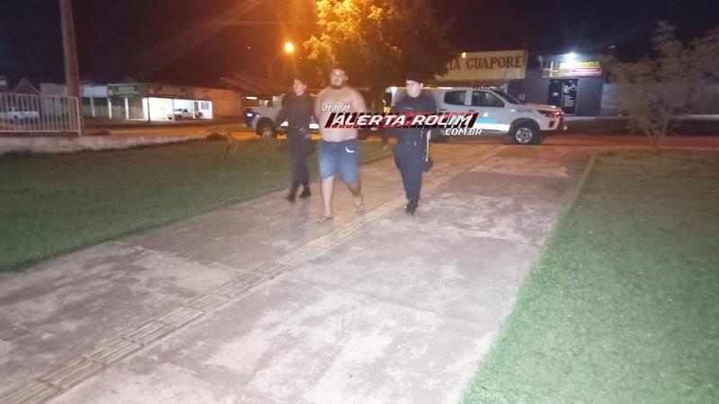 Indivíduo com arma de fogo foi preso em flagrante pela PM em Rolim de Moura, após disparo em via pública Indivíduo com arma de fogo foi preso em flagrante pela PM em Rolim de Moura, após disparo em via pública