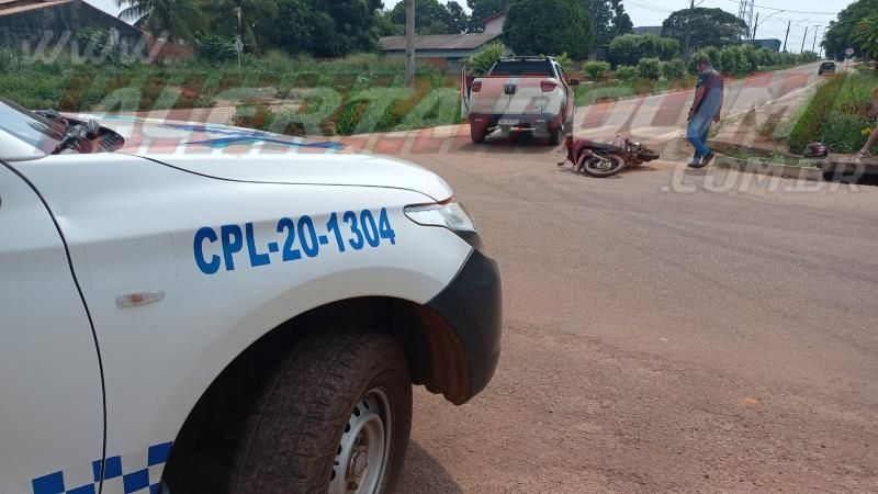 Mulher fraturou braço em acidente de trânsito nesta tarde em Rolim de Moura Mulher fraturou braço em acidente de trânsito nesta tarde em Rolim de Moura