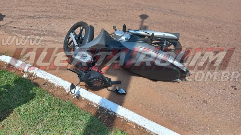 Segundo acidente de trânsito do dia deixou mulher ferida, em Rolim de Moura Segundo acidente de trânsito do dia deixou mulher ferida, em Rolim de Moura