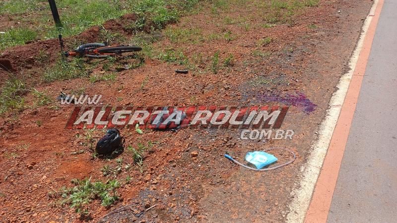Ciclista sofreu grave ferimento na cabeça após acidente com caminhão na ciclovia da RO 479, em Rolim de Moura Ciclista sofreu grave ferimento na cabeça após acidente com caminhão na ciclovia da RO 479, em Rolim de Moura