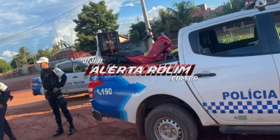Vídeo - Homem agrediu o Pai, em seguida tentou esfaquear outra vítima para roubar uma moto e rapidamente foi preso pela PM em Rolim de Moura Vídeo - Homem agrediu o Pai, em seguida tentou esfaquear outra vítima para roubar uma moto e rapidamente foi preso pela PM em Rolim de Moura