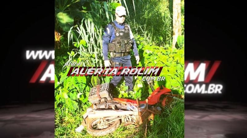 Vídeo - Homem agrediu o Pai, em seguida tentou esfaquear outra vítima para roubar uma moto e rapidamente foi preso pela PM em Rolim de Moura Vídeo - Homem agrediu o Pai, em seguida tentou esfaquear outra vítima para roubar uma moto e rapidamente foi preso pela PM em Rolim de Moura