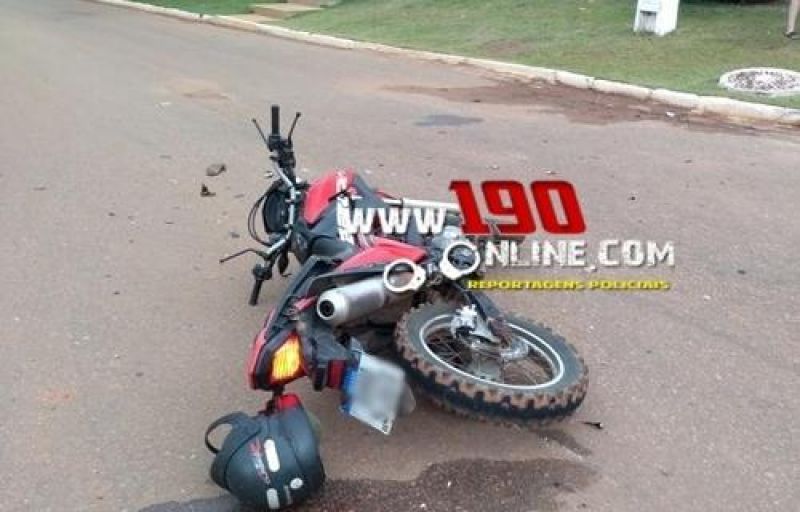 Jovem morreu após grave colisão entre carro e moto em Alta Floresta do Oeste Jovem morreu após grave colisão entre carro e moto em Alta Floresta do Oeste
