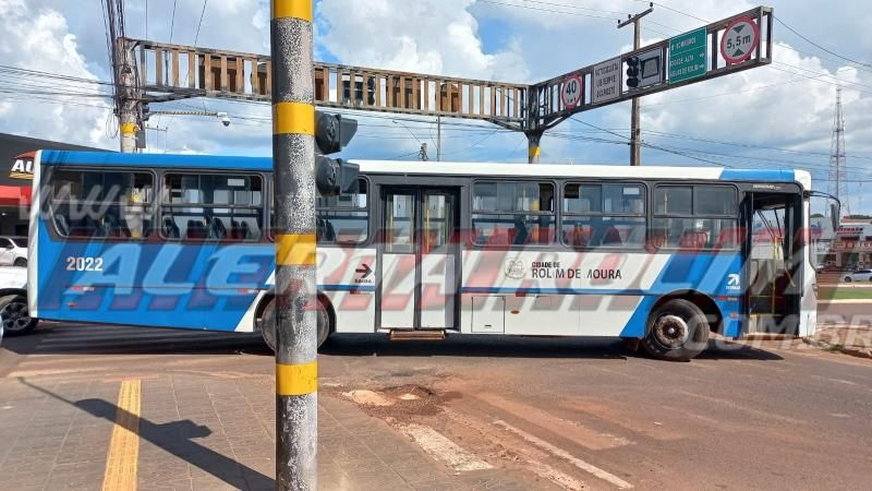 PM registrou terceiro acidente de trânsito desta segunda-feira, em Rolim de Moura PM registrou terceiro acidente de trânsito desta segunda-feira, em Rolim de Moura