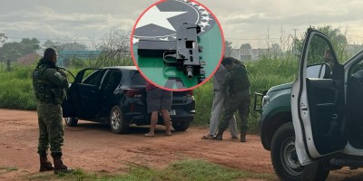 PROTETOR DA FRONTEIRA: PM prende dupla com metralhadora israelense durante operação, em RO PROTETOR DA FRONTEIRA: PM prende dupla com metralhadora israelense durante operação, em RO