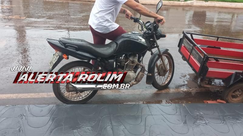 Ultimo dia do ano registrou acidente de trânsito em rotatória no Centro de Rolim de Moura Ultimo dia do ano registrou acidente de trânsito em rotatória no Centro de Rolim de Moura