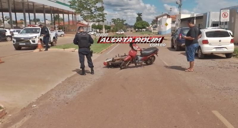 Acidente entre duas motos foi registrado no Centro de Rolim de Moura; um dos condutores foi conduzido à UNISP por suspeita de embriaguez na direção Acidente entre duas motos foi registrado no Centro de Rolim de Moura; um dos condutores foi conduzido à UNISP por suspeita de embriaguez na direção