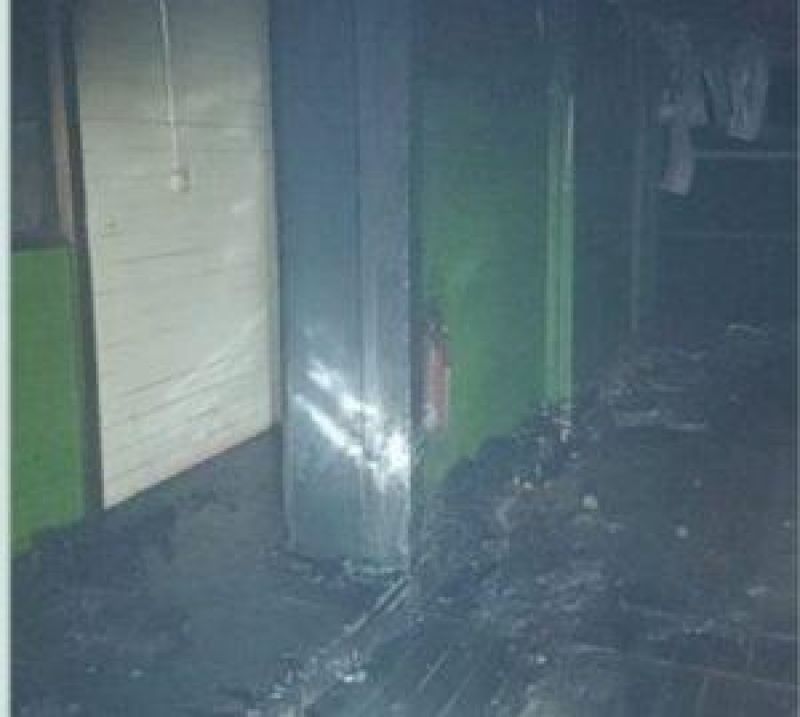 Bandidos renderam funcionários e atearam fogo em edificação do ICmbio localizada no vilarejo do Porto Murtinho Bandidos renderam funcionários e atearam fogo em edificação do ICmbio localizada no vilarejo do Porto Murtinho